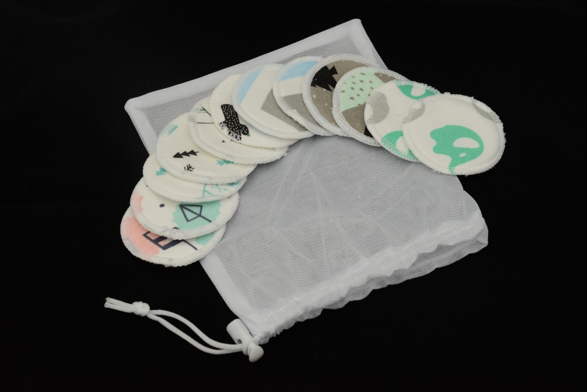 Odličovací tampón barevná bavlna